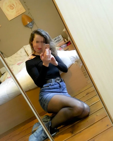 Belle demoiselle mariée de Lyon cherche rencontre extra-conjugale discrète