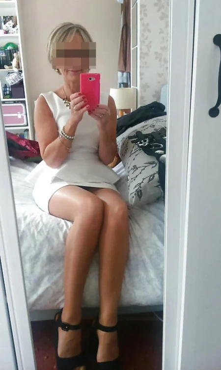 Femme mariée de La Rochelle pour une rencontre infidèle pleine de sexe